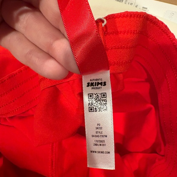 SKIMS Cotton Jersey Short in RUBY ❤️ - Picture 5 of 5